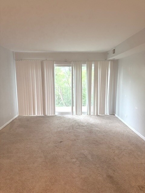 Foto del edificio - 5201 Carriage Way Dr