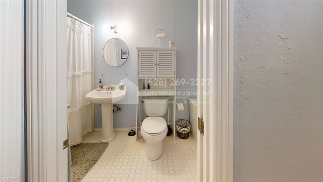 Foto del edificio - 2 br, 2 bath Condo - 58 Laurie Meadows Dr ...