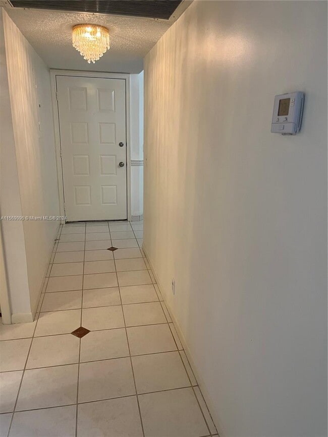Building Photo - 1100 SW 128th Terrace