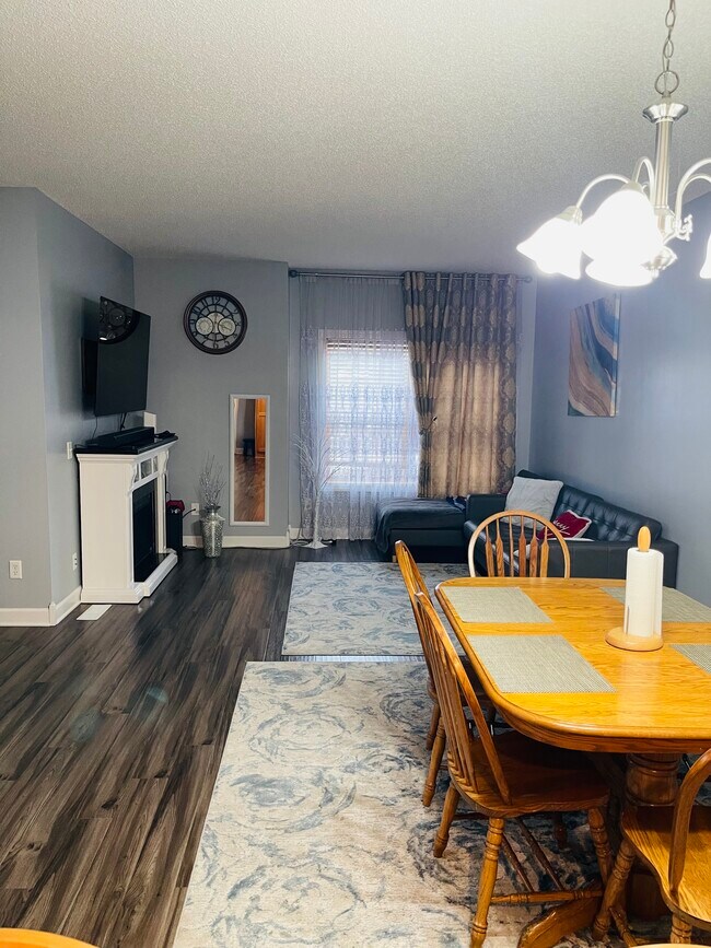 Foto del edificio - 12162 Waconia St NE