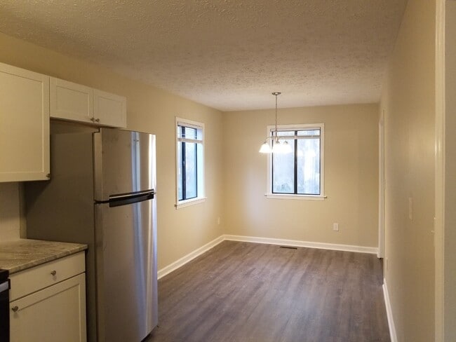 Building Photo - 1151 Elder Heights Dr
