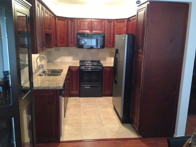 Kitchen pic 2 - 11585 Riverside Dr
