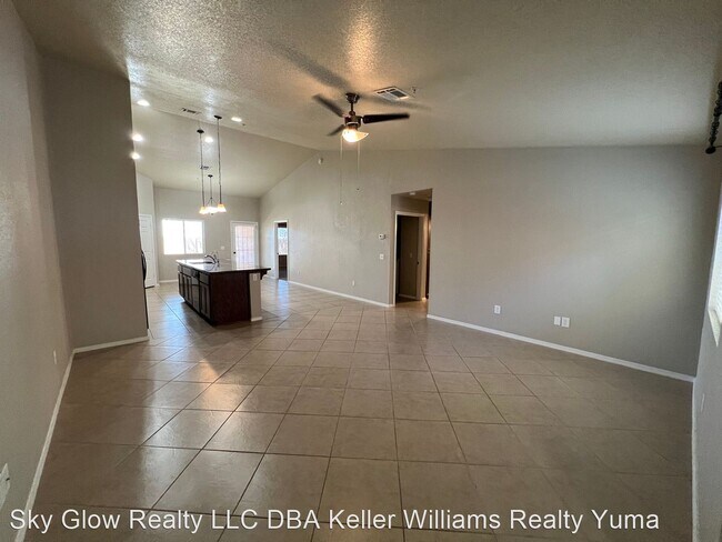 Building Photo - 2 br, 2 bath House - 3174 Robert Way