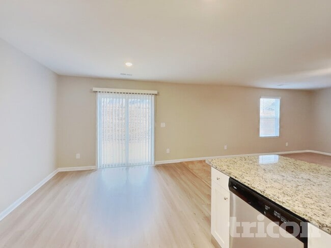 Building Photo - 205 Coleshill Rd