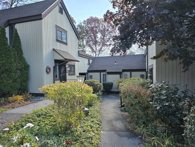 Foto del edificio - 563 Heritage Vlg