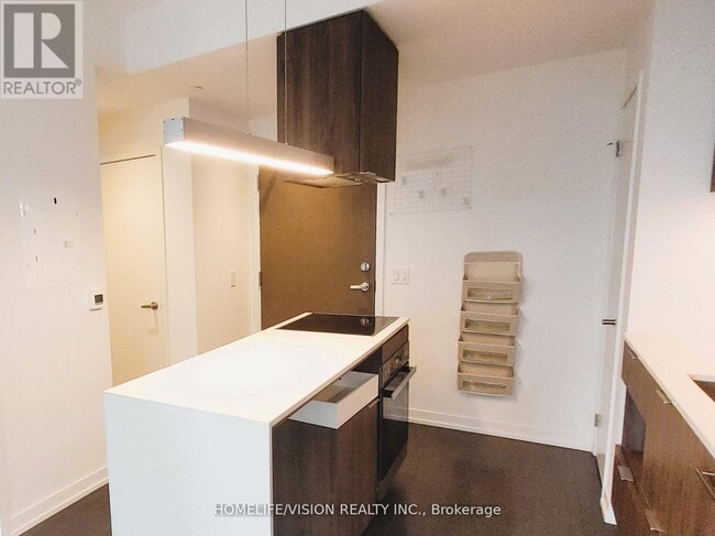 Photo du bâtiment - 15 Lower Jarvis St