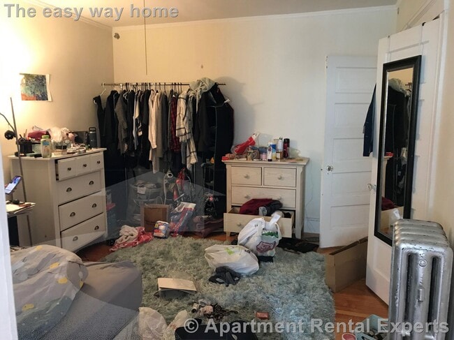 Photo - 14 Centre St Apartment