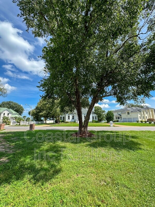 Foto del edificio - 1661 Spring House Trail