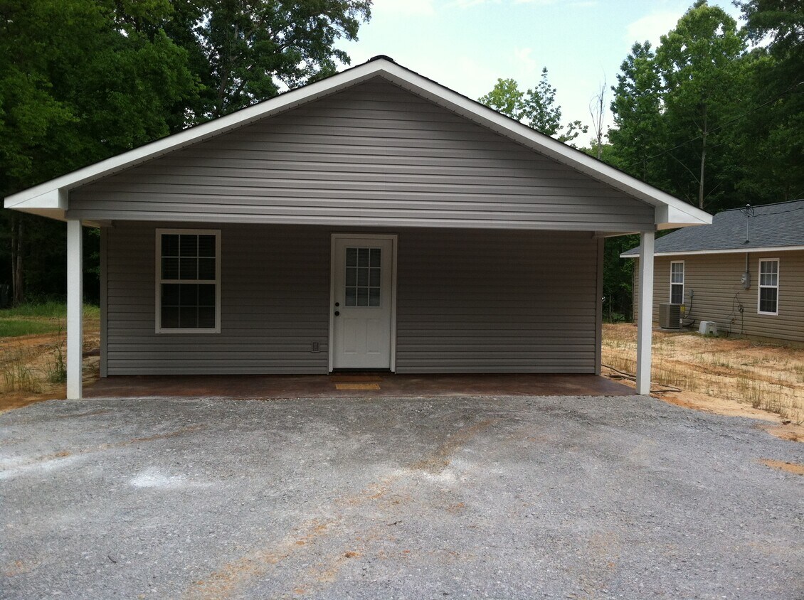 Primary Photo - 1036 Sun Creek Rd