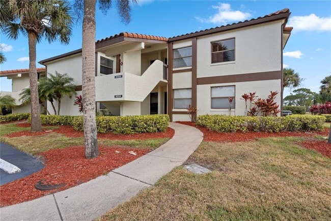 Foto del edificio - 6062 Willowpointe Cir