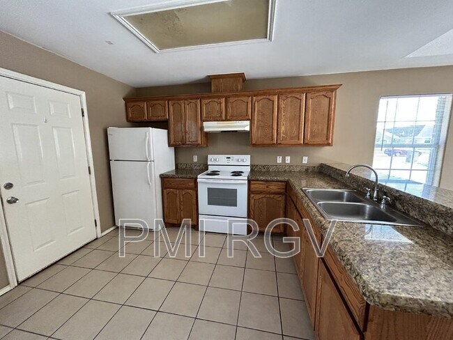 Foto del edificio - 3113 Carson St