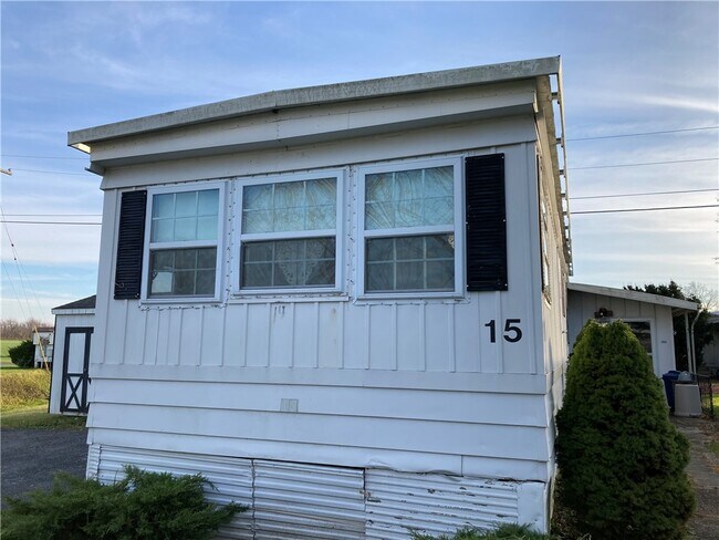 Foto del edificio - 1449 Rochester St
