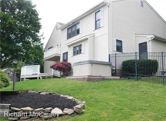 Building Photo - 4 br, 2.5 bath House - 4050 Walbert Ave