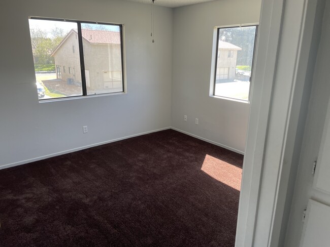 2nd Bedroom - 43958 18th St E
