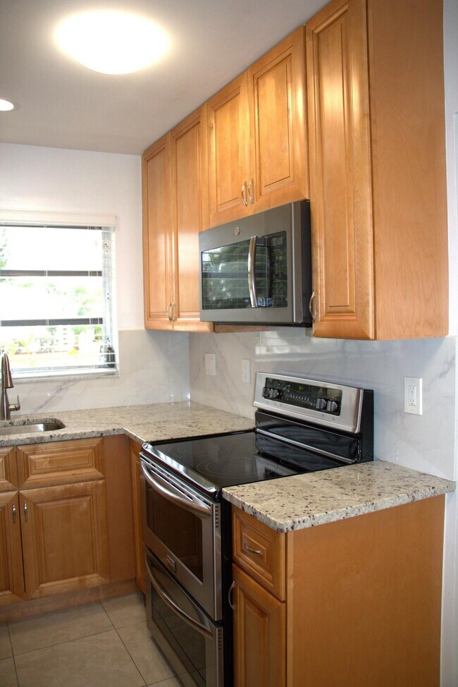 Foto del edificio - 112 1st Ave S