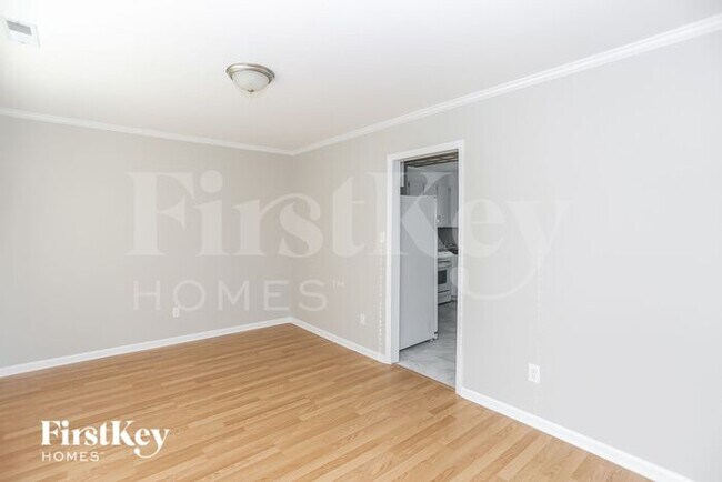 Foto del edificio - 1300 Cindy Carr Dr