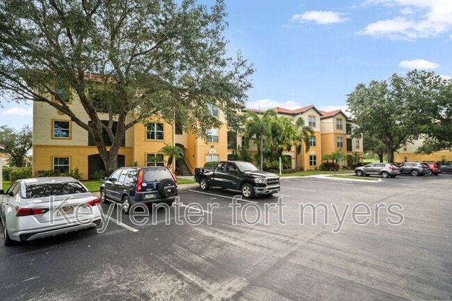 Foto del edificio - 11530 Villa Grand