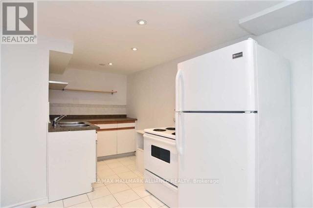 Photo du bâtiment - 94 Hurley Rd