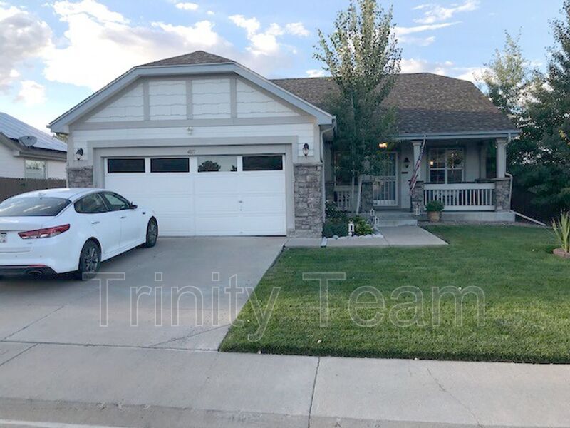 Primary Photo - 4817 W 114th Dr