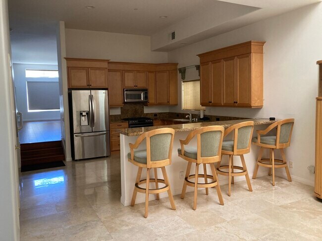 Kitchen - 815 N Tremont St