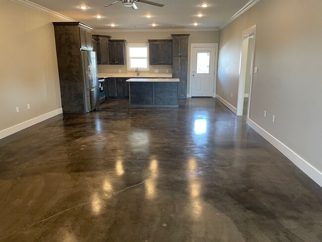 Building Photo - 4509 Sweetspiers Cove
