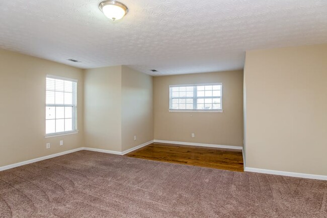 Building Photo - 1010 Brighton Cove Dr