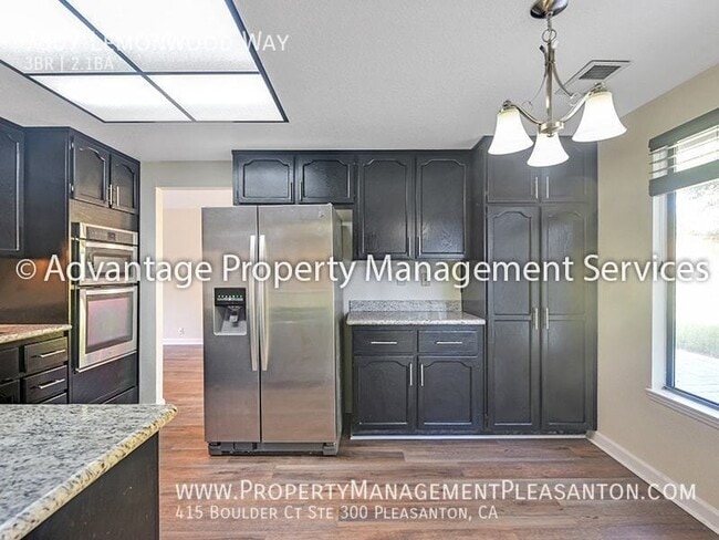 Building Photo - 7307 Lemonwood Way