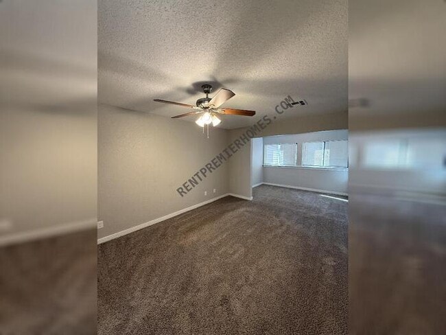 Foto del edificio - 12421 Acadia Ct