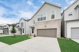 Building Photo - 22023 Ferguson Mdw Ln