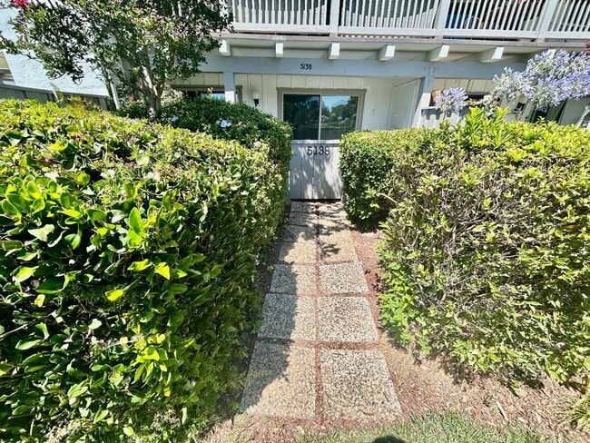 Building Photo - 5138 Cribari Pl