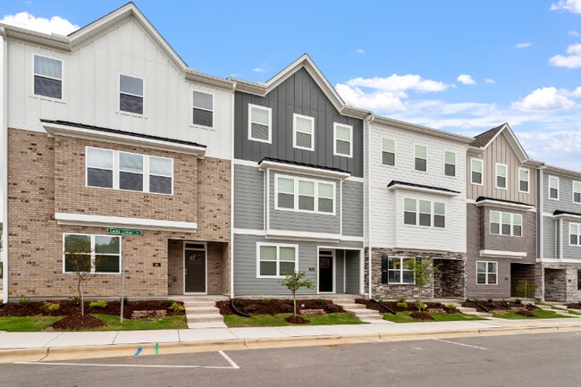 Foto del edificio - 703 Lucky Clover Wy