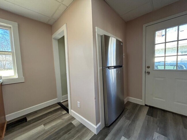 Foto del edificio - 200 N Almond St