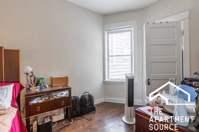 Foto del edificio - 2660 N Ashland Ave