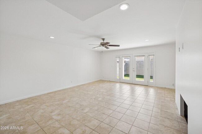 Foto del edificio - 7901 E Plaza Ave