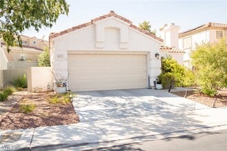 Building Photo - 1417 Country Hollow Dr