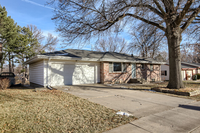 Building Photo - 7320 Garland St