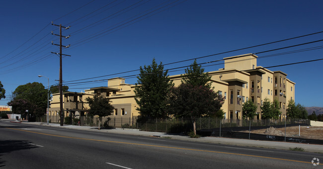 Foto del edificio - Parthenia Street Senior Housing