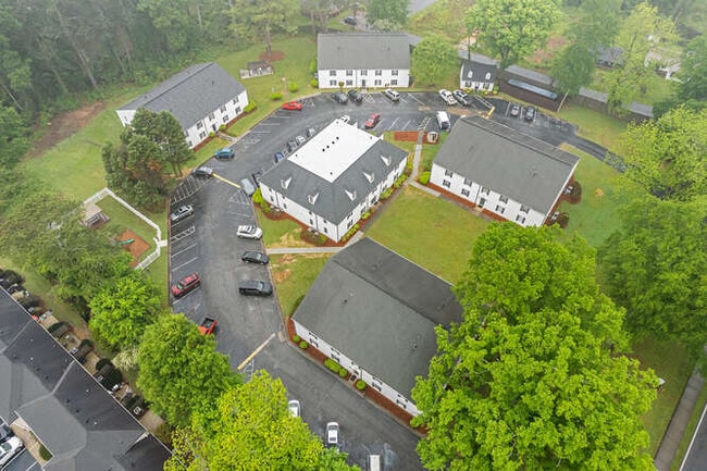 Governor s Court Apartments 201 Hays Mill Rd Carrollton GA Governor s Court Apartments 201 Hays Mill Rd Carrollton GA