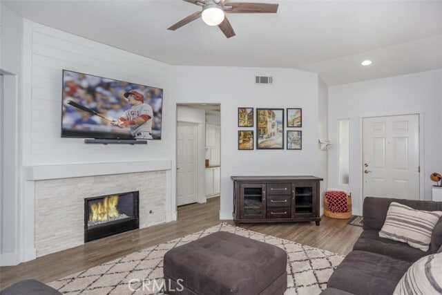 Foto del edificio - 33183 Eagle Point Dr