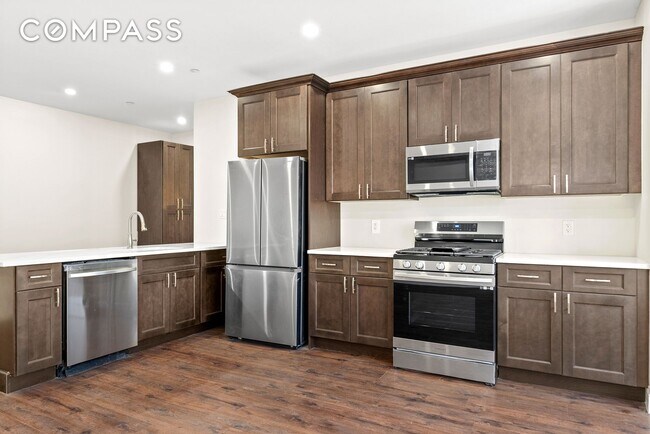 Building Photo - 217 Butler St