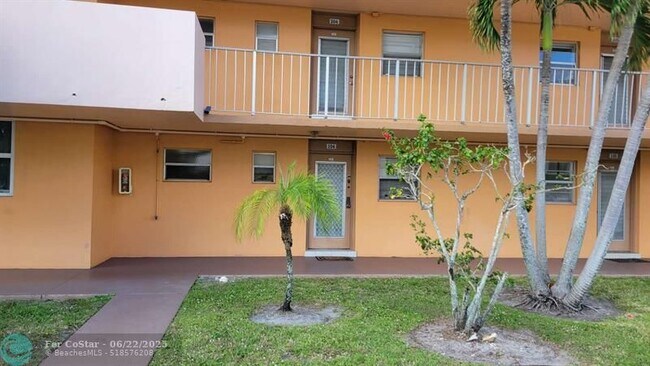 Foto del edificio - 3001 NW 46th Ave