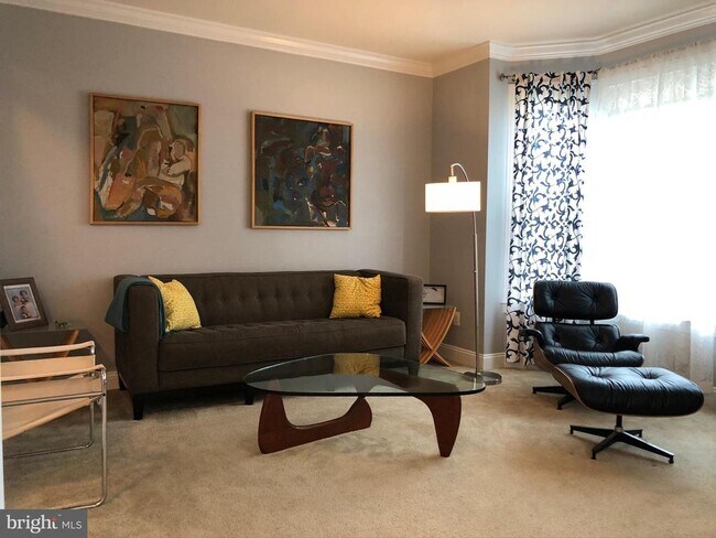 Foto del edificio - 7809 Stanley Ln