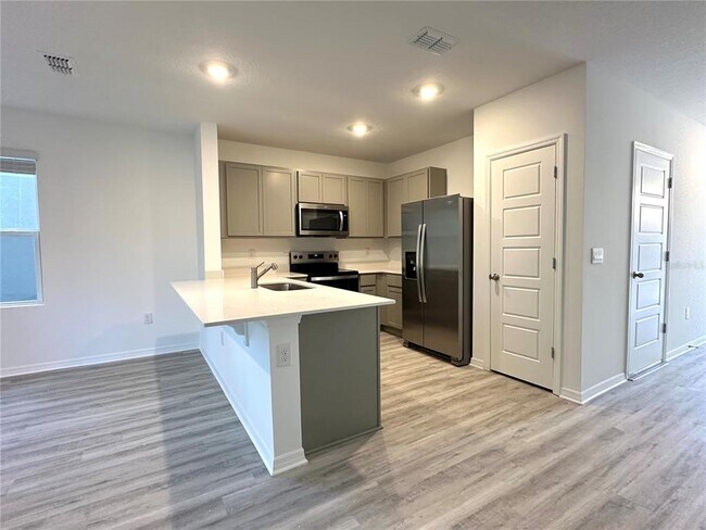 Foto del edificio - 2933 Canary Ave