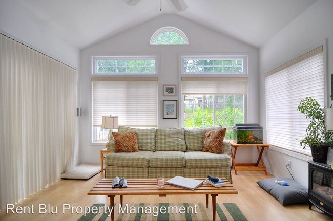 Foto del edificio - 2 br, 1 bath House - 1039 Griswold Street SE