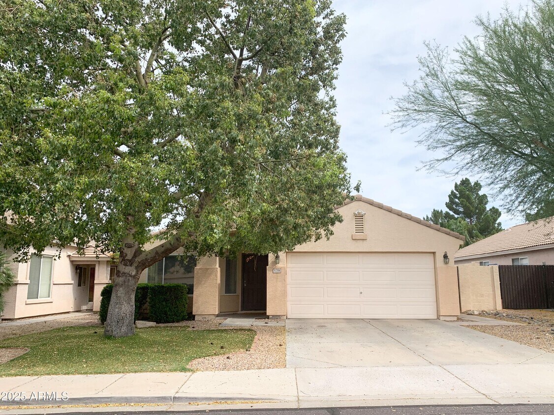 Primary Photo - 5758 E Garnet Ave