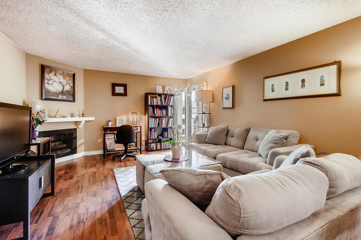 6757 Friars Rd Unit 29, San Diego, CA 92108 Condo for Rent in San