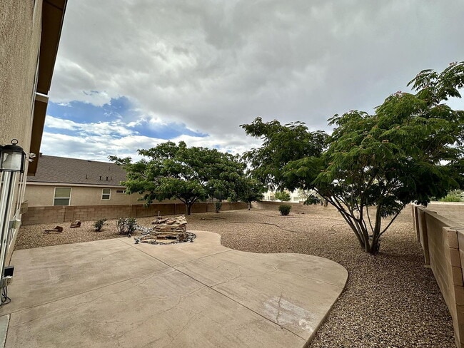 Foto del edificio - Single Family Home