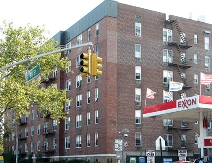 Foto del edificio - 3116 68th St