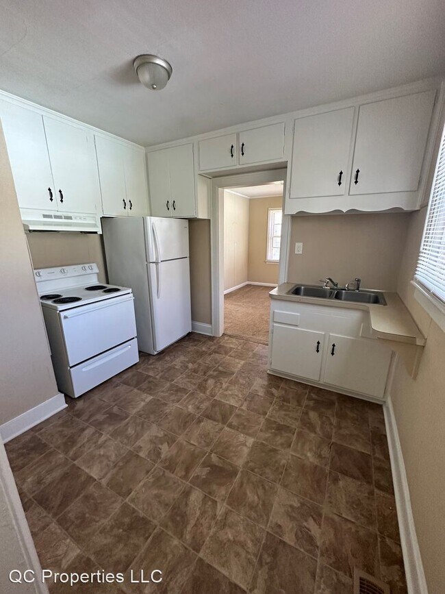 Building Photo - 2 br, 1 bath House - 2535 Crispin Ave