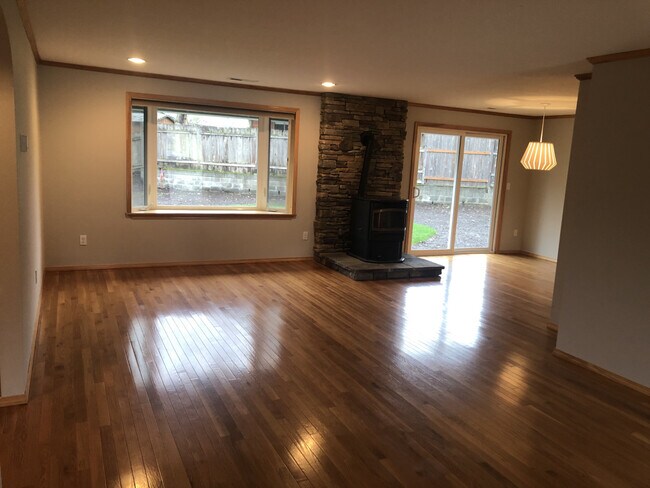 Foto del edificio - 6775 SW Whistling Ct